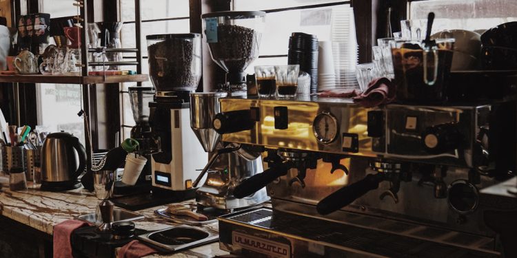 Desain Cafe Klasik, Kamar Tujuh Koffie