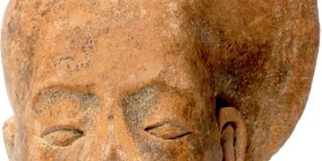 Mahabhusana Wilwatiktapura, Pakaian Kerajaan Majapahit