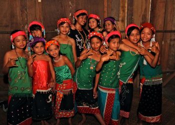 Menghadiri Pesta Panen Masyarakat Dayak Kayaan