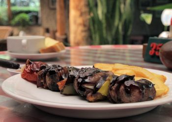 Gustatory Nostalgia Mengecap Makanan