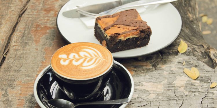 Mimiti Coffee, Ngopi dengan Suasana Hutan Tropis