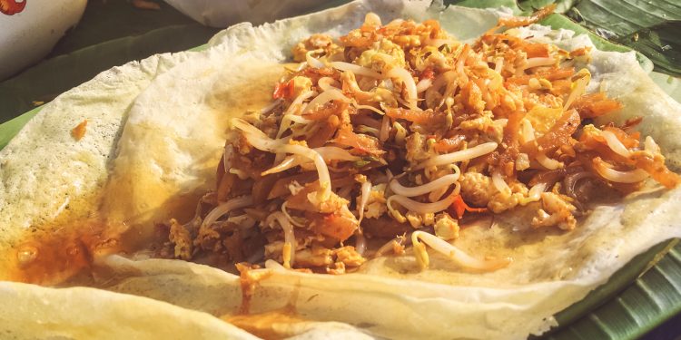 Lumpia Basah Bandung Legendaris di Jalan ABC